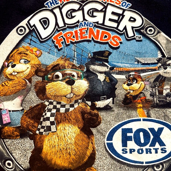 2012 NASCAR Digger and Friends T Shirt Fox TV The Youth Kansas Speedway - Picture 1 of 4